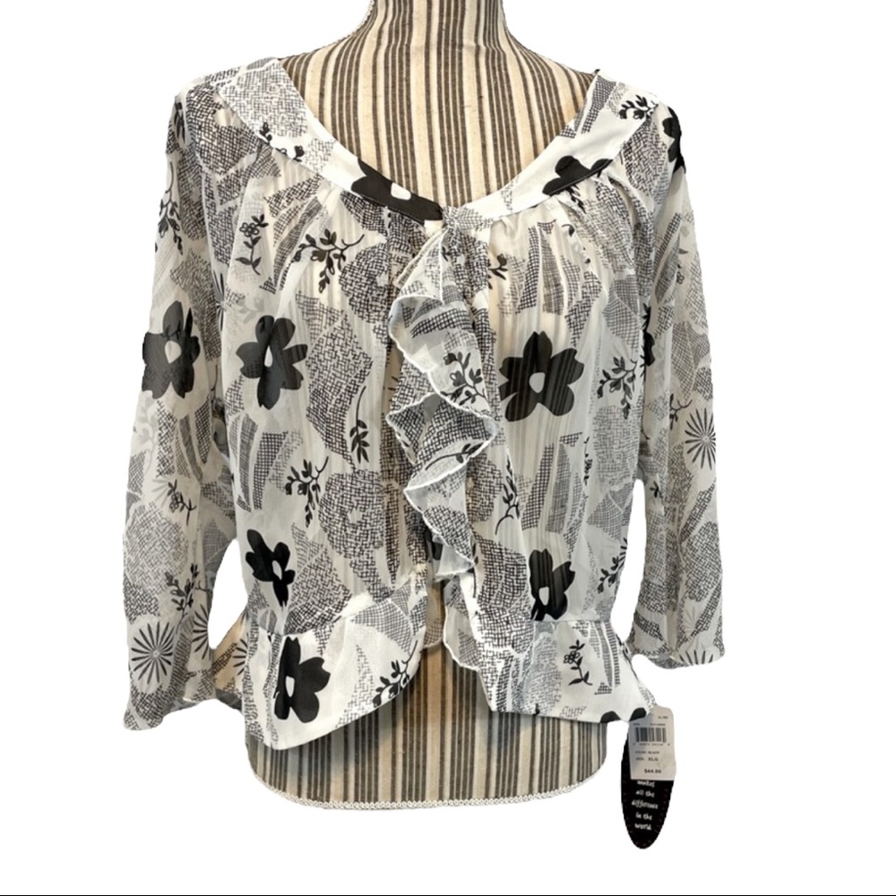 NWT Floral black & white long sleeve ruffle blouse xlarge